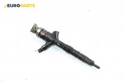 Дюза дизел за Toyota Avensis Liftback II (04.2003 - 11.2008) 2.0 D-4D (CDT250), 116 к.с., № Denso 23670-0G010