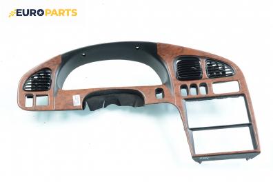 Интериорна пластмаса километраж за Kia Sephia Hatchback Facelift (10.1997 - 12.2001), 4+1 вр., хечбек