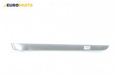 Интериорна лайсна за Audi A4 Avant B7 (11.2004 - 06.2008), 4+1 вр., комби