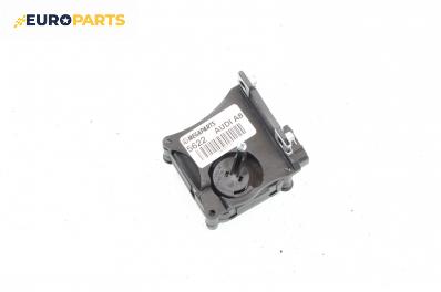 Моторче клапа парно за Audi A8 Sedan II (10.2002 - 07.2010) 3.0, 220 к.с., № 4E0 820 756