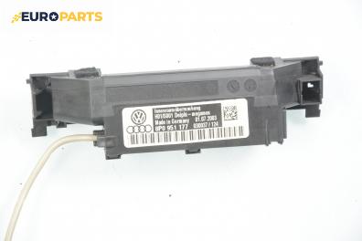 Обемен датчик за Audi A3 Hatchback II (05.2003 - 08.2012), № VAG 8P0 951 177