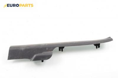 Интериорна лайсна за Mazda 5 Minivan I (02.2005 - 12.2010), 4+1 вр.