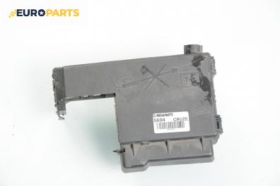 Капак акумулатор за Chevrolet Cruze Sedan (05.2009 - ...), 4+1 вр., седан