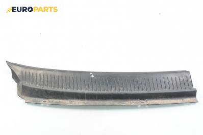 Кора под чистачки за Kia Carnival II Minivan (01.1999 - 09.2007), 4+1 вр., позиция: дясна