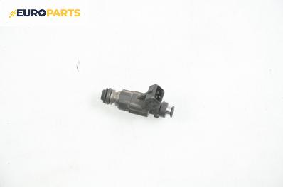 Дюза бензин за Volkswagen Polo Hatchback II (10.1994 - 10.1999) 60 1.4, 60 к.с., № Bosch 0 280 155 731