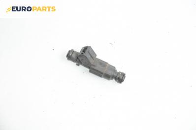 Дюза бензин за Seat Ibiza III Hatchback (08.1999 - 02.2002) 1.0, 50 к.с., № 030906031J