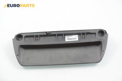 Трети стоп за Citroen C5 I Sedan (03.2001 - 03.2005), хечбек