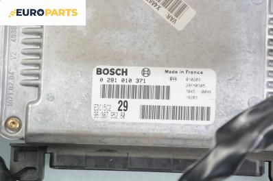 Компютър с контактен ключ за Citroen C5 I Sedan (03.2001 - 03.2005) 2.2 HDi (DC4HXB, DC4HXE), 133 к.с., № Bosch 0 281 010 371