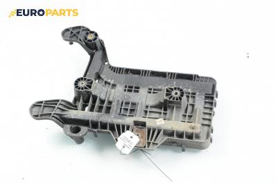 Стойка акумулатор за Volkswagen Touran Minivan (02.2003 - 05.2010)