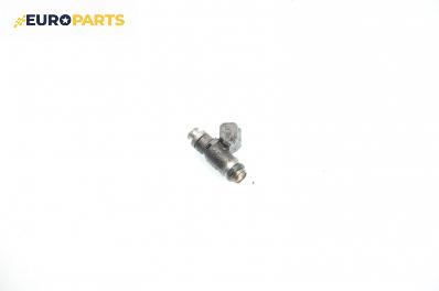 Дюза бензин за Ford Fiesta V Hatchback (11.2001 - 03.2010) 1.3, 69 к.с.