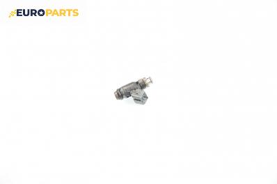 Дюза бензин за Ford Fiesta V Hatchback (11.2001 - 03.2010) 1.3, 69 к.с.