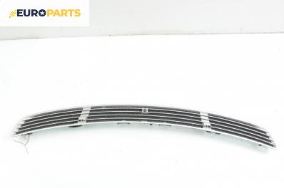 Решетка преден капак за Mercedes-Benz C-Class Sedan (W203) (05.2000 - 08.2007), седан