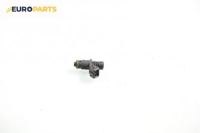 Дюза бензин за Ford Fiesta V Hatchback (11.2001 - 03.2010) 1.3, 69 к.с.