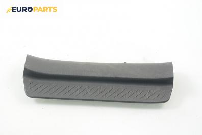 Вътрешен праг за Mazda 6 Hatchback I (08.2002 - 12.2008), 4+1 вр., хечбек, позиция: дясна