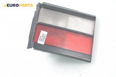 Вътрешен стоп за Volkswagen Passat Variant B3, B4 (02.1988 - 06.1997), комби, позиция: дясна