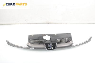 Декоративна маска за Peugeot 206 Hatchback (08.1998 - 12.2012), хечбек