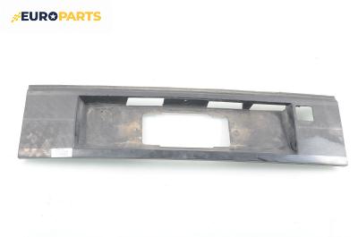 Стойка заден номер за Volkswagen Passat Variant B3, B4 (02.1988 - 06.1997), комби
