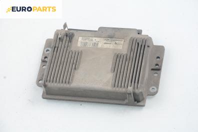 Компютър двигател за Renault Megane Scenic (10.1996 - 12.2001) 2.0 i (JA0G), 114 к.с., № Siemens S113717113 D