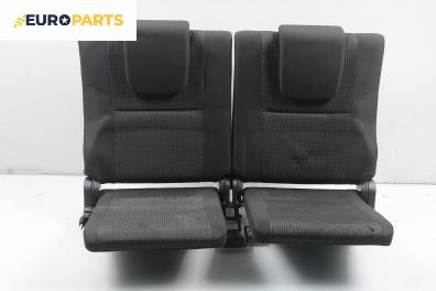 Седалки трети ред за Toyota Corolla Verso II (03.2004 - 04.2009)