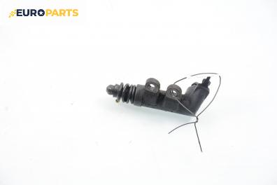 Долна помпа за съединител за Mazda MPV II Minivan (08.1999 - 02.2006)