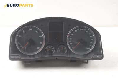 Километраж за Volkswagen Golf V Hatchback (10.2003 - 02.2009) 1.6, 102 к.с.