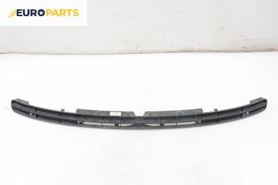 Решетка в броня за Volkswagen Polo Hatchback II (10.1994 - 10.1999), хечбек, позиция: предна