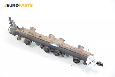 Бензинова рейка с дюзи за Volkswagen Passat Sedan B3, B4 (02.1988 - 12.1997) 2.0, 115 к.с.