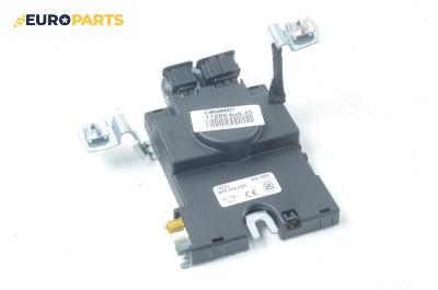 Усилвател антена за Audi A3 Hatchback II (05.2003 - 08.2012), № 8P0 035 225