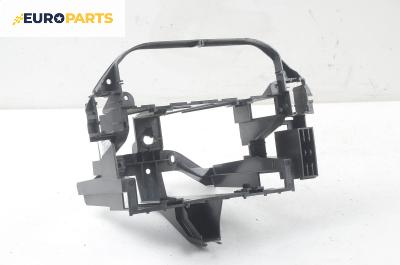Централна конзола за Ford Focus C-Max (10.2003 - 03.2007)