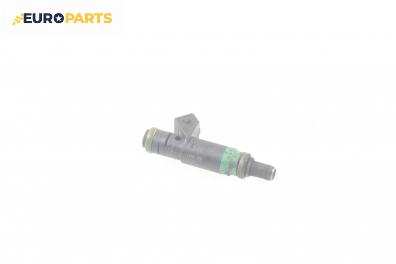 Дюза бензин за Ford Fiesta V Hatchback (11.2001 - 03.2010) 1.4 16V, 80 к.с.