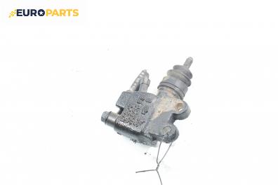 Долна помпа за съединител за Nissan Almera TINO (12.1998 - 02.2006)