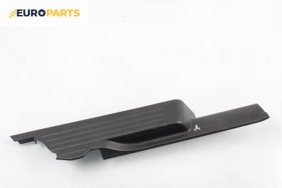 Интериорна пластмаса за Mazda 5 Minivan I (02.2005 - 12.2010), 4+1 вр., миниван, позиция: дясна