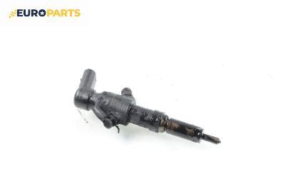 Дюза дизел за Ford Fiesta V Hatchback (11.2001 - 03.2010) 1.4 TDCi, 68 к.с.