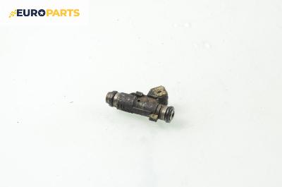Дюза бензин за Peugeot 206 Hatchback (08.1998 - 12.2012) 1.4 i, 75 к.с.