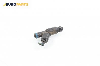 Дюза бензин за Ford Mondeo III Hatchback (10.2000 - 03.2007) 2.0 16V, 146 к.с.