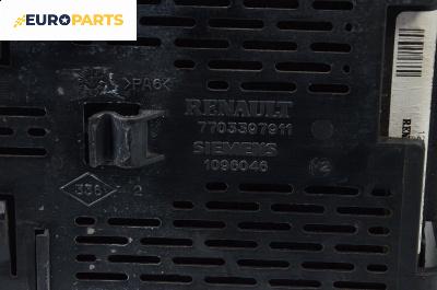 Бушонно табло за Renault Megane I Coach (03.1996 - 08.2003) 1.4 16V (DA0D, DA1H, DA0W, DA10), 95 к.с., № 7703397911