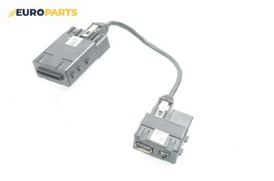 USB куплунг за Opel Astra J Hatchback (12.2009 - 10.2015) 1.7 CDTI, 125 к.с., № 13360041