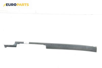 Интериорна лайсна за Audi A4 Avant B6 (04.2001 - 12.2004), 4+1 вр., комби