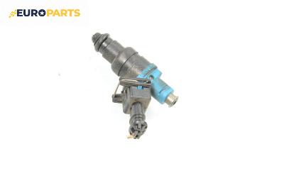 Дюза бензин за Volkswagen Passat III Sedan B5 (08.1996 - 12.2001) 1.6, 101 к.с., № 06B133551