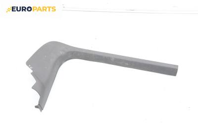 Интериорна пластмаса за Ford Focus II Hatchback (07.2004 - 09.2012), 4+1 вр., хечбек, позиция: предна