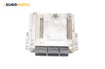 Компютър двигател за Nissan Primastar Box (X83) (09.2002 - ...) 2.0 dCi 115, 114 к.с., № 8200666516