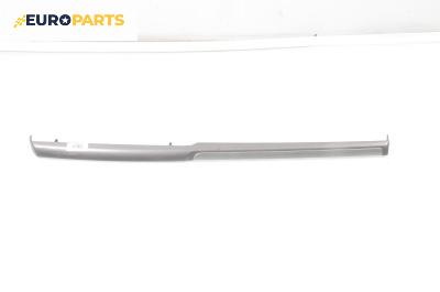 Интериорна лайсна за Opel Vectra C Sedan (04.2002 - 01.2009), 4+1 вр., седан