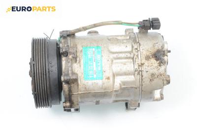 Компресор климатик за Volkswagen Golf IV Hatchback (08.1997 - 06.2005) 1.9 SDI, 68 к.с., № 1J0 820 803 A