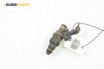 Дюза бензин за Volkswagen Golf III Hatchback (08.1991 - 07.1998) 1.6, 101 к.с., № 037906031