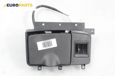 Пепелник за Mitsubishi Outlander I SUV (03.2001 - 12.2006)