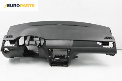 Арматурно табло  за Skoda Rapid Hatchback (02.2012 - ...)