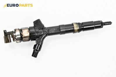 Дюза дизел за Toyota Avensis II Sedan (04.2003 - 11.2008) 2.0 D-4D (CDT250), 116 к.с., № Denso 23670-0G010