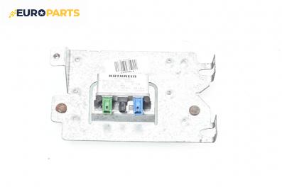 Усилвател антена за Mercedes-Benz GL-Class SUV (X164) (09.2006 - 12.2012), № A211 827 0042 / Kathrein ZGS003