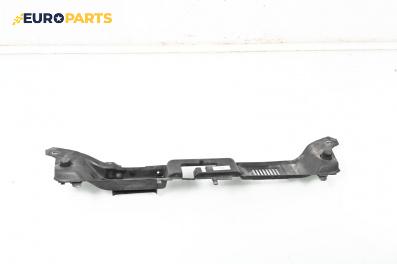 Кора над радиатор за Volvo C30 Hatchback (09.2006 - 12.2013), 2+1 вр., хечбек