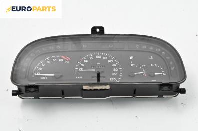 Километраж за Renault Laguna I Hatchback (11.1993 - 08.2002) 1.8 (B56S/T/0), 90 к.с., № 7700844747